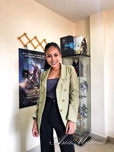 Linda Zhang Profile image 2